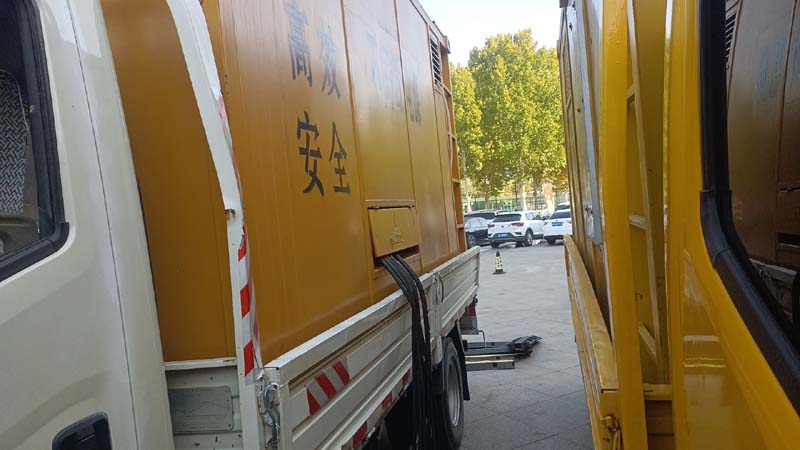 东海如何判断柴油发电机组和UPS电源的切换时间是否符合要求?