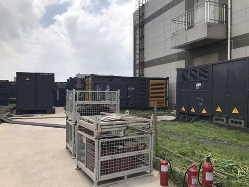 东海除了定期检查，还有哪些方法可以及时发现接触式转速表探头的磨损？